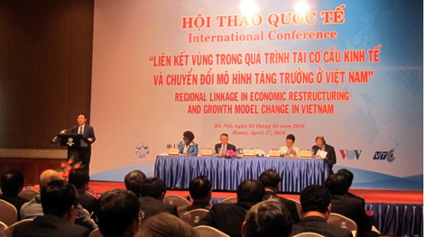 Liên kết vùng trong quá trình tái cơ cấu kinh tế, chuyển đổi mô hình tăng trưởng của Việt Nam