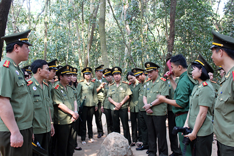 Đổi mới sâu sắc, toàn diện, nâng cao chất lượng, hiệu quả công tác tham mưu trong CAND