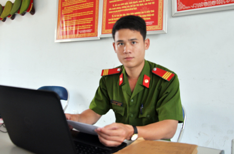 Một trinh sát trẻ năng động