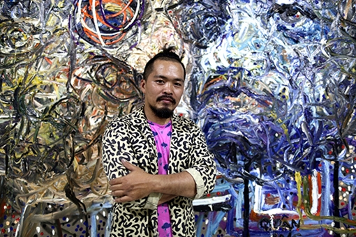 Từ đứa trẻ không nhà trở thành họa sĩ