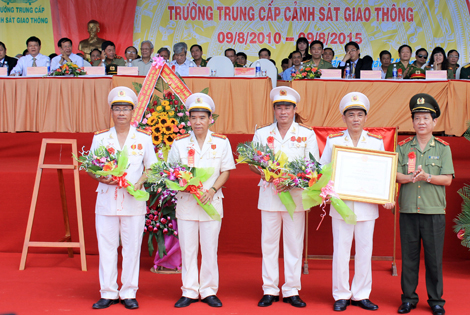 Đổi thay ở ngôi trường trụ vững trên vùng cát