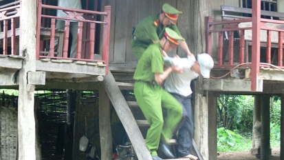 Đánh sập đường dây mua bán, vận chuyển hơn 1.200 bánh heroin