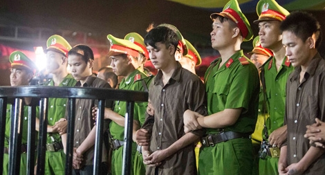 Xét xử vụ thảm án Bình Phước: Tử hình 2 sát nhân máu lạnh