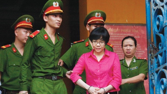 Luật sư đề nghị khởi tố thêm 3 ngân hàng vì cố ý làm trái trong vụ Huyền Như