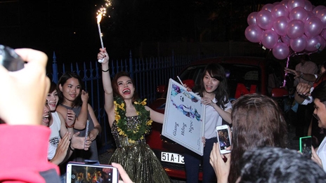 Giang Hồng Ngọc nghẹn ngào phút chiến thắng "The Remix" 2015