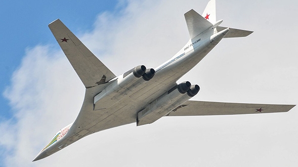 Máy bay ném bom chiến lược Tu-160 – “Át chủ bài” của quân đội Nga