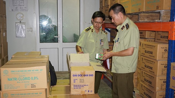 Kiểm tra kinh doanh thực phẩm chức năng, thu hồi 3 loại sản phẩm của Kingphar