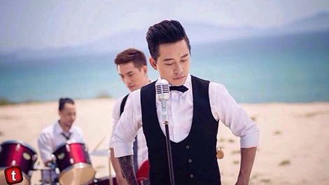 Ca sĩ Tuấn Hưng: Bây giờ, tháo mặt nạ ra…