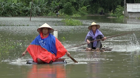 Nhiều hộ dân bị cô lập ở Lạng Sơn, nước ‘cuốn trôi’ 120 tỷ