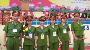 Đại hội khỏe “Vì an ninh Tổ quốc” lần thứ VII: Các xạ thủ đua tài