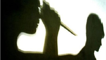 Trả thù dùm bạn sẵn cướp luôn tài sản