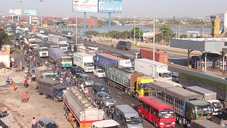 Giá cước vận tải nhìn từ câu chuyện quản lý