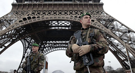 Loạt tấn công khủng bố tại Paris mới chỉ là bắt đầu? 