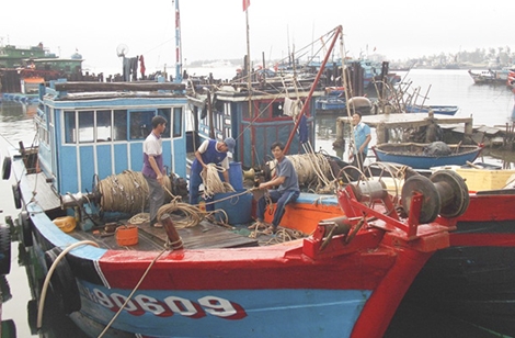 Vươn khơi, bám biển Hoàng Sa mùa cuối năm 