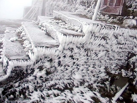 Mẫu Sơn rét 0 độ C, xuất hiện băng giá mỏng