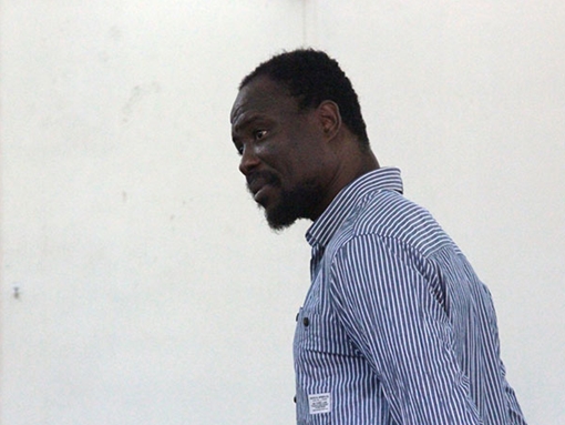 Chiêu lừa rửa giấy thành USD của người đàn ông Nam Phi 