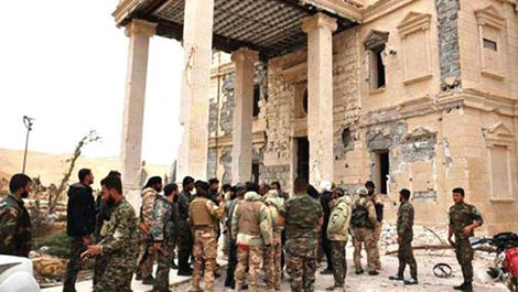 Thất bại tại Palmyra, IS đang bị dồn vào cửa tử? 