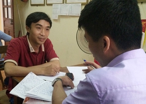 Cần làm rõ kẻ đánh người dân, đập hỏng máy ảnh phóng viên 