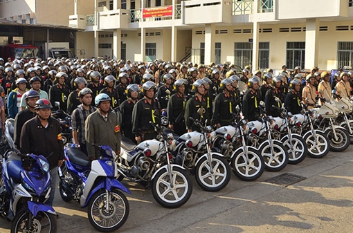 Đảm bảo an ninh trật tự để nhân dân vui chơi 