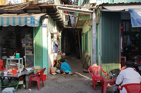 Tường trình từ nơi “chỉ có đám ma, hiếm khi có đám cưới” 