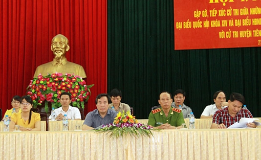 Thứ trưởng Lê Quý Vương tiếp xúc cử tri huyện Tiên Lữ, Hưng Yên 