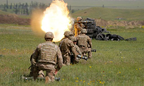 NATO kết nạp Montenegro: Tiếp tục đối đầu với Nga 