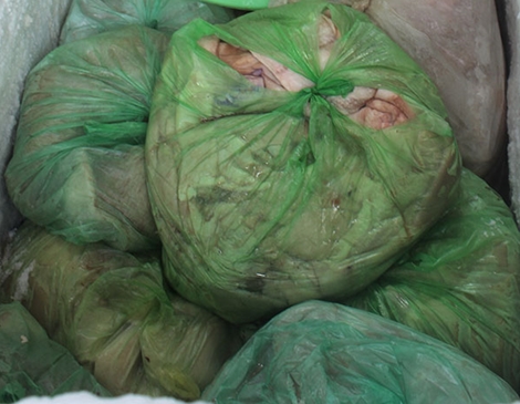 Cơ sở chế biến mỡ lợn bẩn giữa khu dân cư chuyên hoạt động về ban đêm