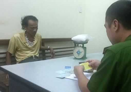 3 đối tượng vận chuyển 1kg ma túy đá về Việt Nam tiêu thụ 