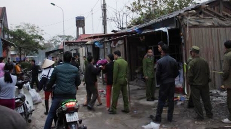 Thù tức hàng xóm đốt ki ốt gây cháy chợ