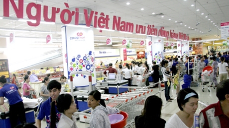 Tổ chức đưa hàng Việt về các khu công nghiệp