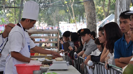 3 thợ làm bánh Việt tranh tài với các tài năng châu Á