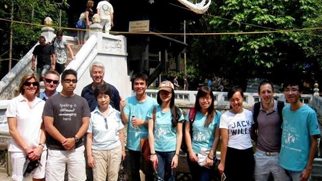 Những “sứ giả” trẻ nối nhịp cầu văn hóa tới thế giới