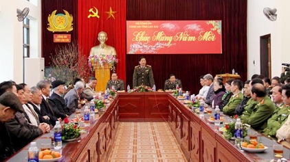 Công an tỉnh Lào Cai gặp mặt cán bộ Công an hưu trí