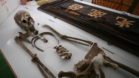 Vị tiến sĩ nhiều năm "chung sống" với hài cốt của người tiền sử