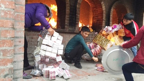 Thượng tôn pháp luật ở đâu?