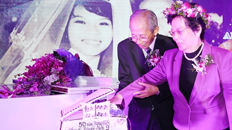 Bình yên trong bão tố