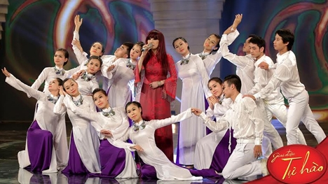 ‘Đất nước lời ru’ - Lắng sâu tình mẹ