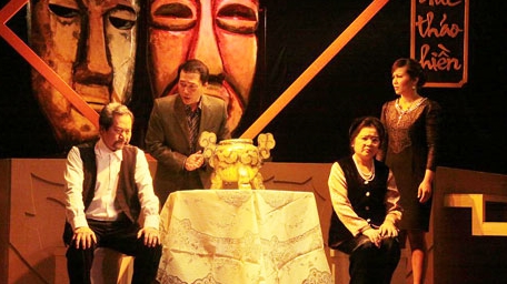 Nghệ sĩ sân khấu: Gọi tên những nỗi niềm 