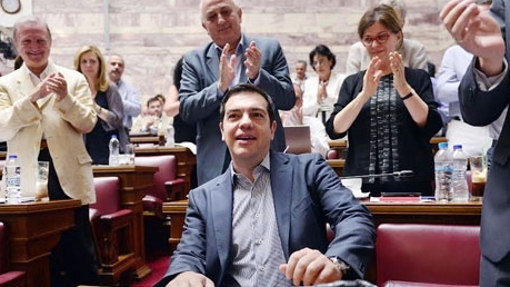 Quốc hội luật hóa biện pháp 'thắt lưng buộc bụng'