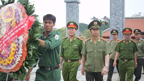 Thứ trưởng Thường trực Đặng Văn Hiếu thăm, làm việc tại Nghệ An