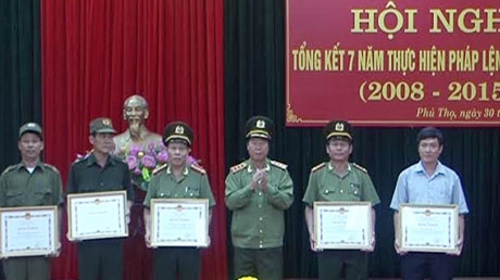 Thứ trưởng Bùi Văn Nam dự hội nghị tổng kết pháp lệnh Công an xã