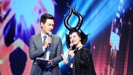 Đừng biến mình thành trò hề