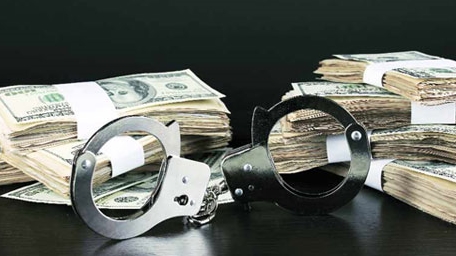 Câu kết với tội phạm nước ngoài lừa đảo chiếm đoạt tài sản