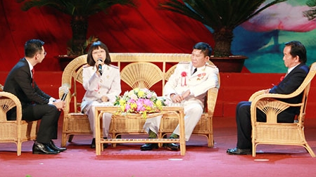 "Bông hồng thép" trong lực lượng công an