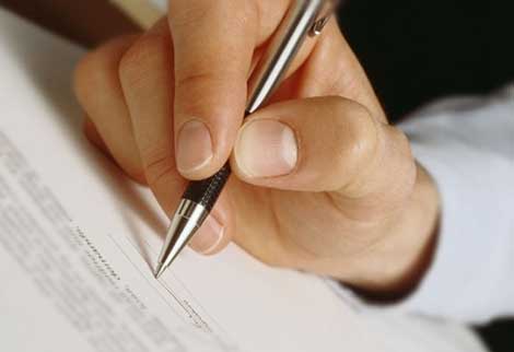 Bút sa không chỉ... gà chết!