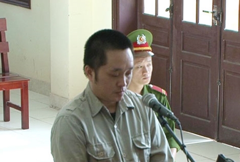 Lừa chạy công chức, chiếm đoạt hơn 1 tỷ đồng