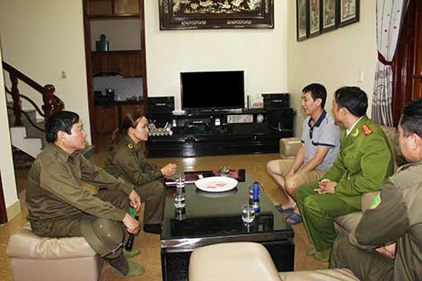 Nữ phó Công an thị trấn ở "vùng đất lửa" ma túy