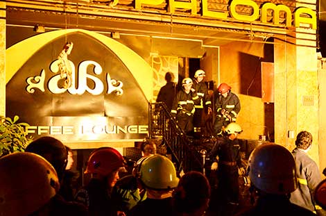 Quán cà phê vừa khai trương đã phát hỏa dữ dội