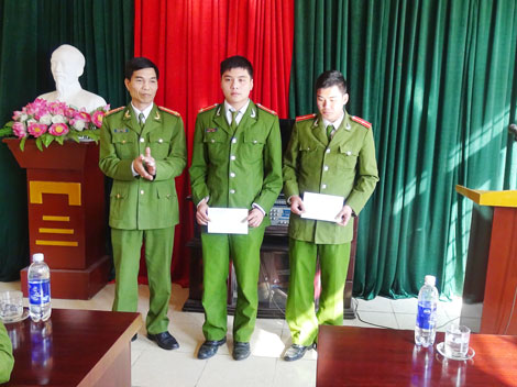 Hai cán bộ Công an huyện Ba Bể bị phơi nhiễm HIV trong truy bắt tội phạm