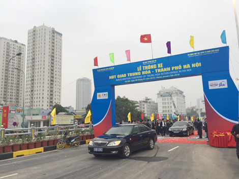 Thông xe nút giao Trung Hòa và hầm nút giao Thanh Xuân – TP Hà Nội